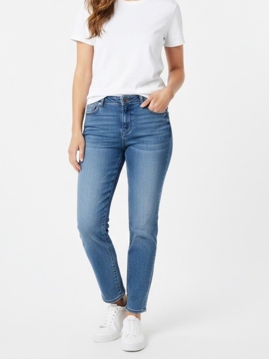 Simply Vera Vera Wang Denim - Simply Vera Wang Women’s Size 8 Medium Blue Straight Leg Jeans